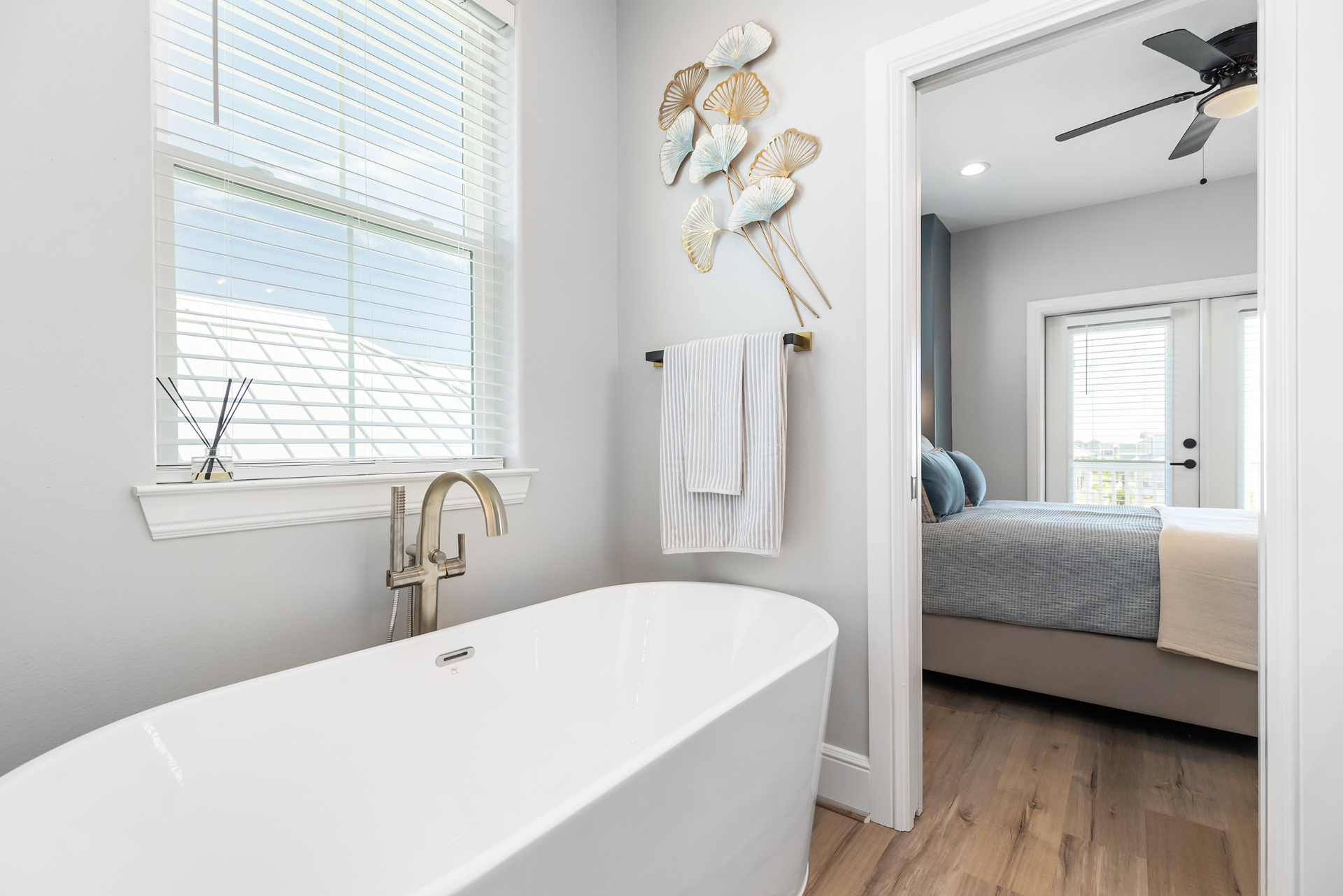 Primary bath with freestanding soaking tub